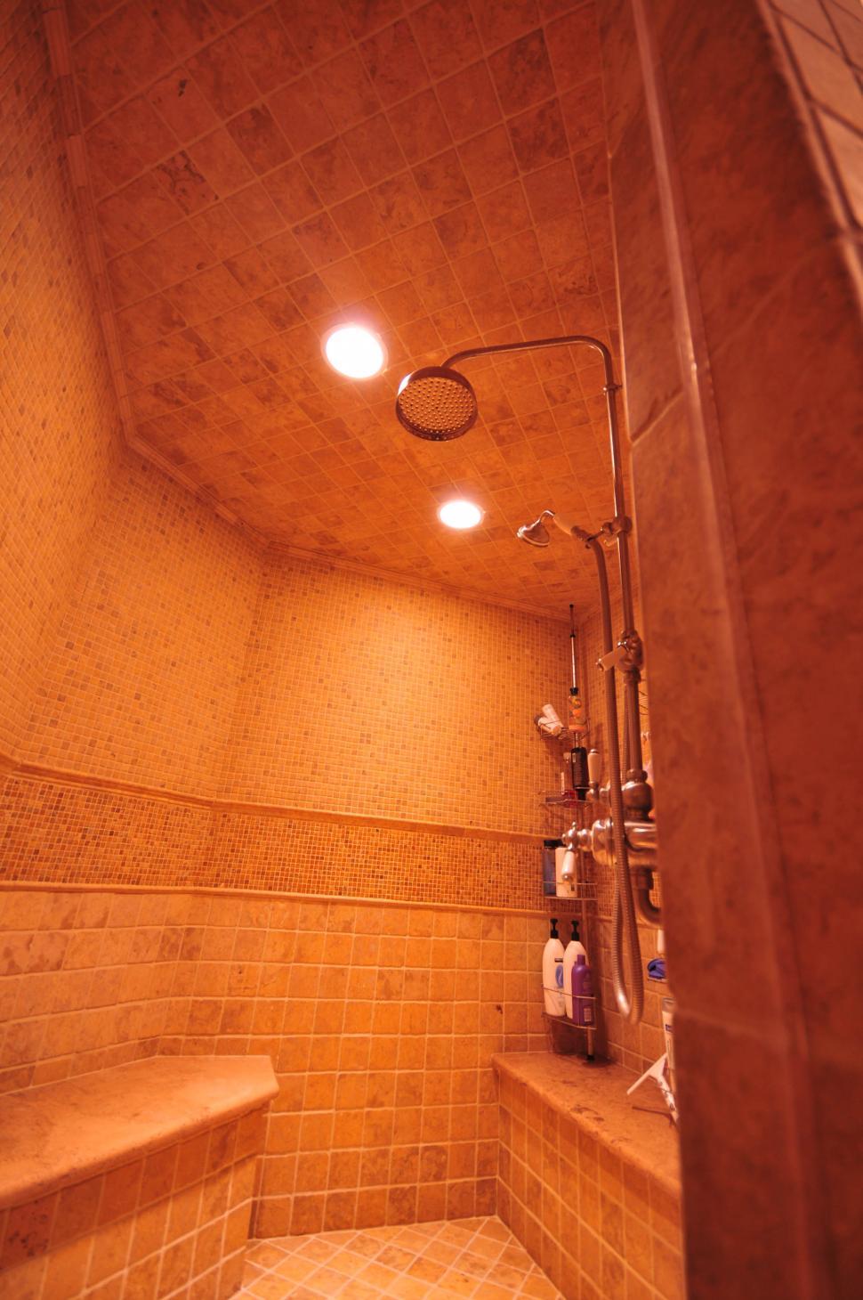 Free Image of Walk in shower 