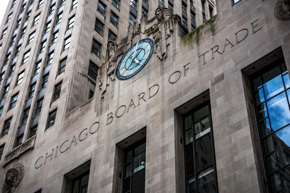 Free Image of Chicago Board of Trade building facade with clock and tall windows. 