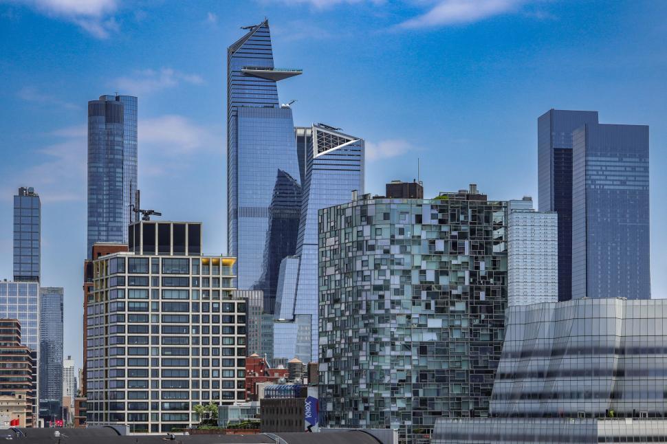 Free Image of Skyline view of modern skyscrapers and Hudson Yards in New York City. 