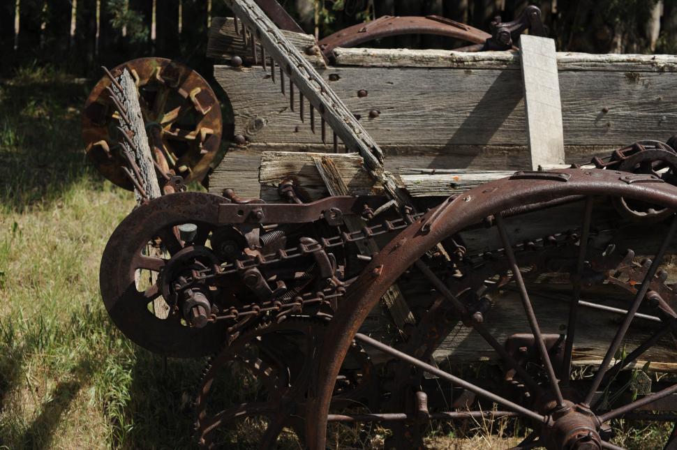 Free Image of Rusty gears 