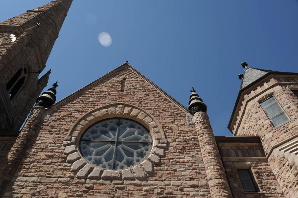 Free Image of Stone church 