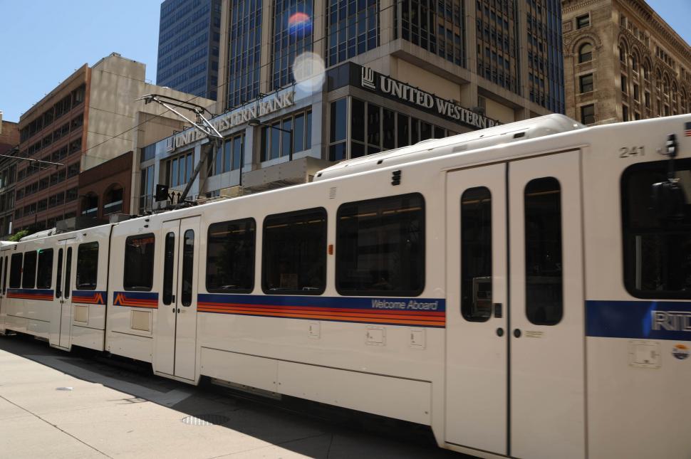 Free Image of Streetcar 