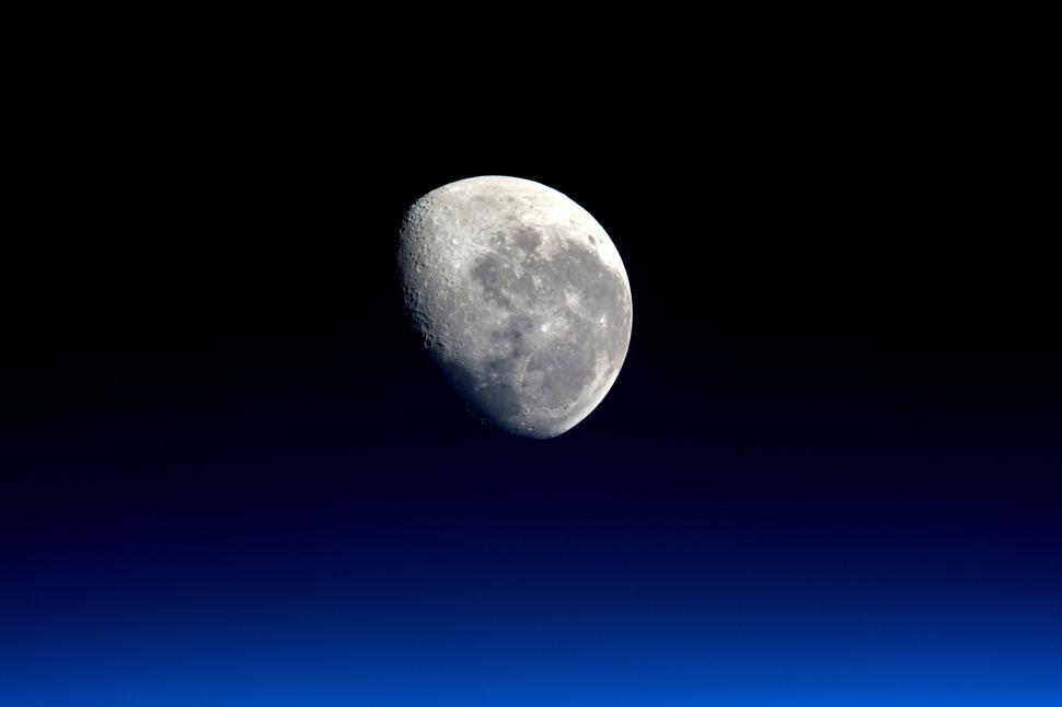 Free Image of Stunning visual of the moon captured against the space background. 