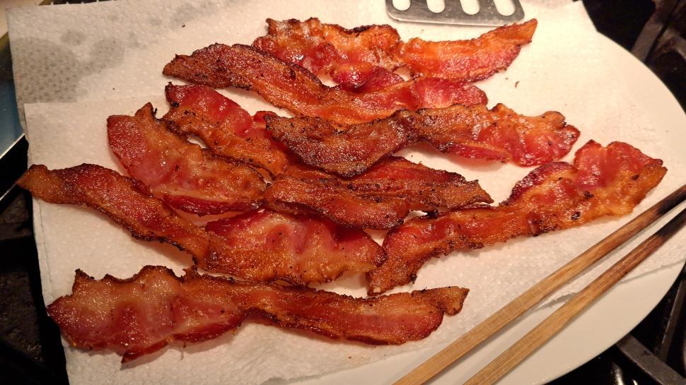 Free Image of Gold Brown Crispy Bacon 
