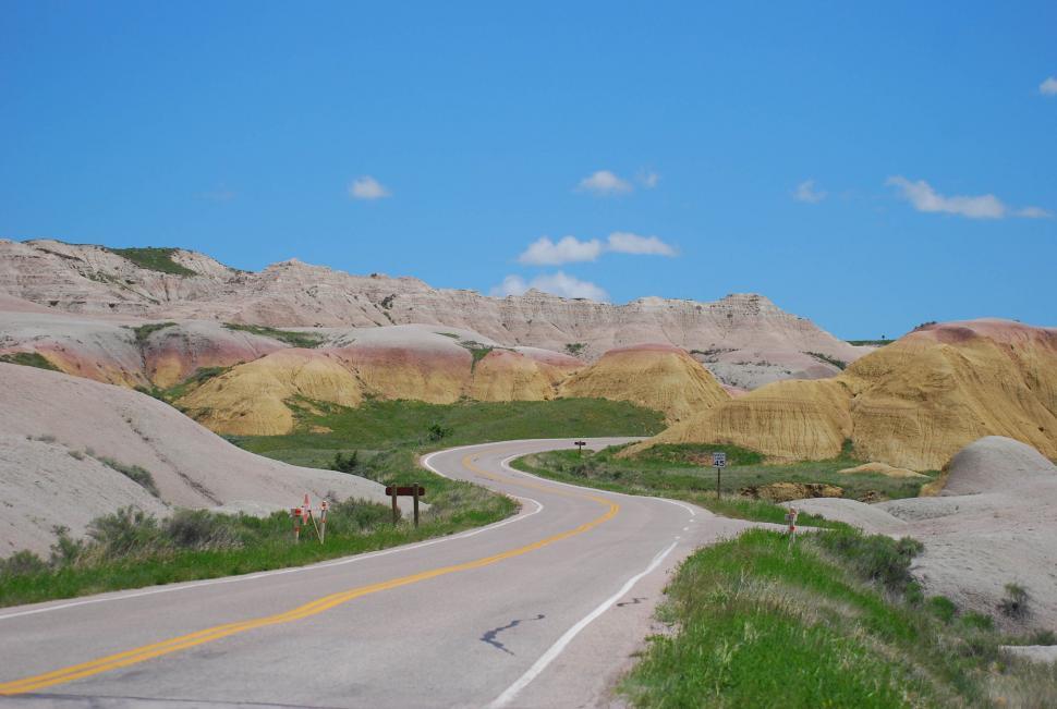 Free Image of Highway landscape 