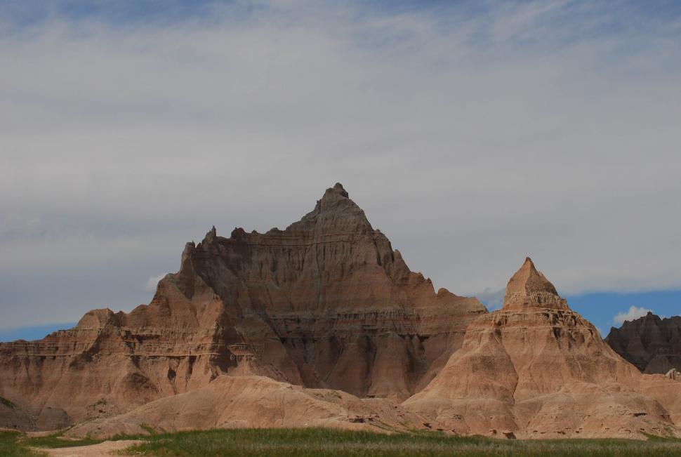 Free Image of Sandstone peaks 