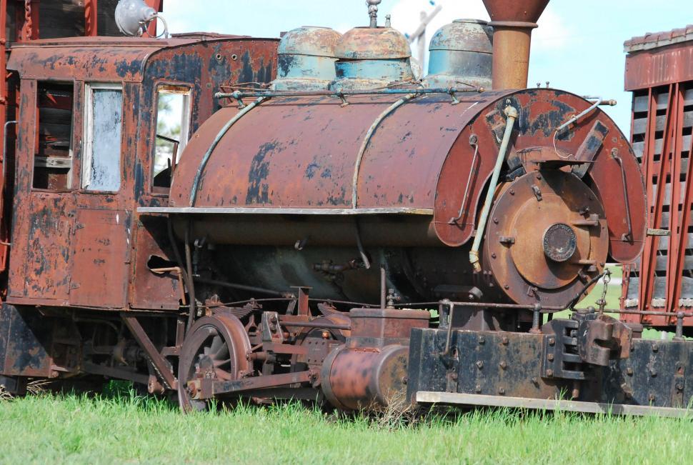 Free Image of Old rusted train 