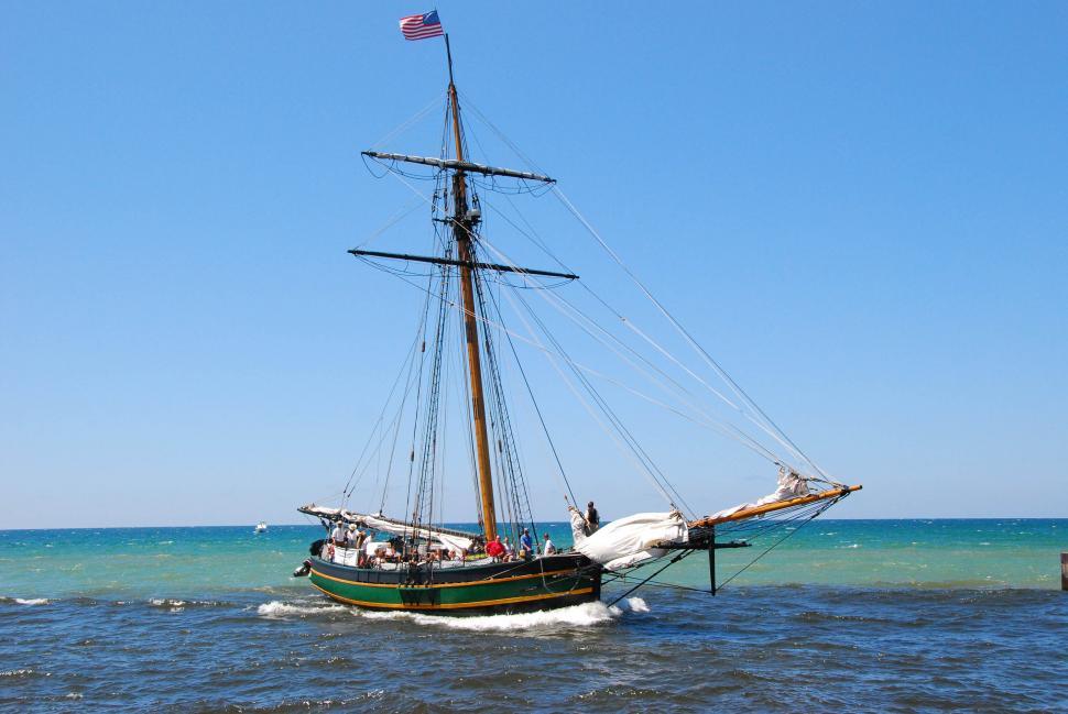 Free Image of Sailboat 