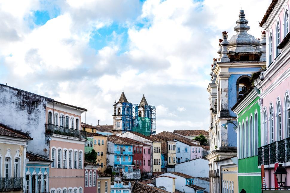 Free Image of Colorful historic buildings in vibrant town, scenic view. 