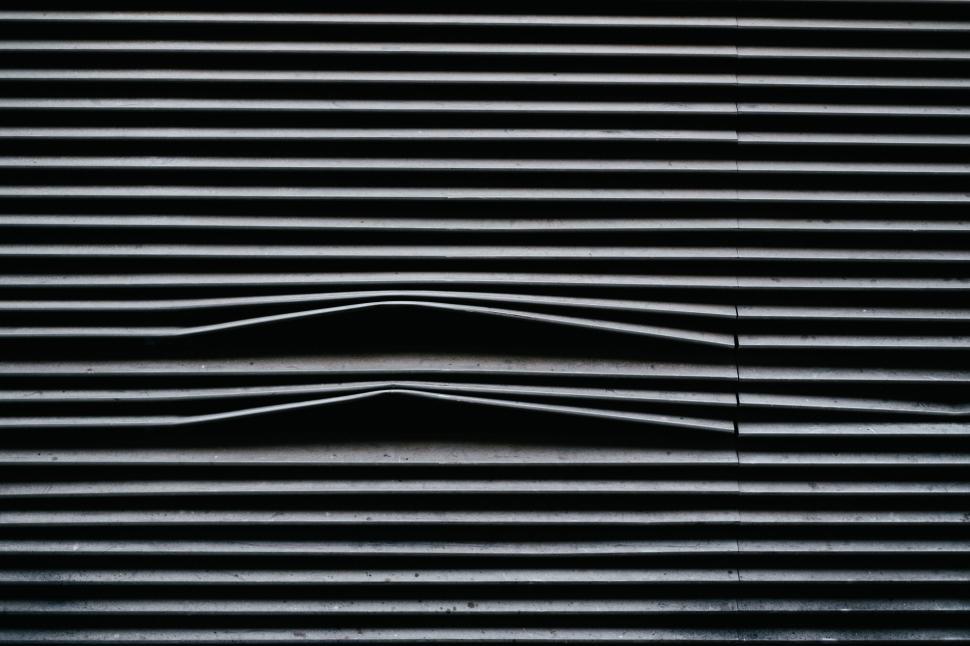 Free Image of Abstract lines on a dark, mysterious background. 
