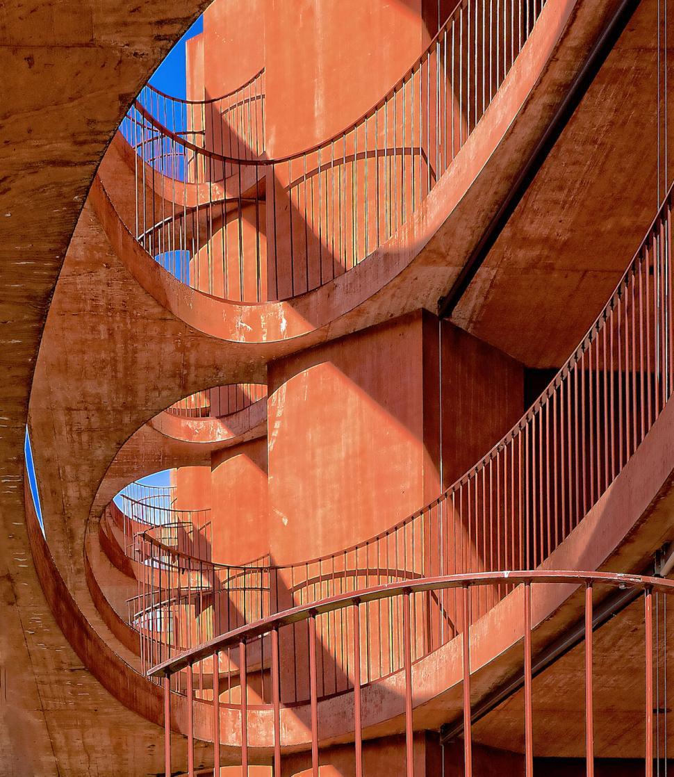 Free Image of Intricate architectural structure with sunlight shadows 