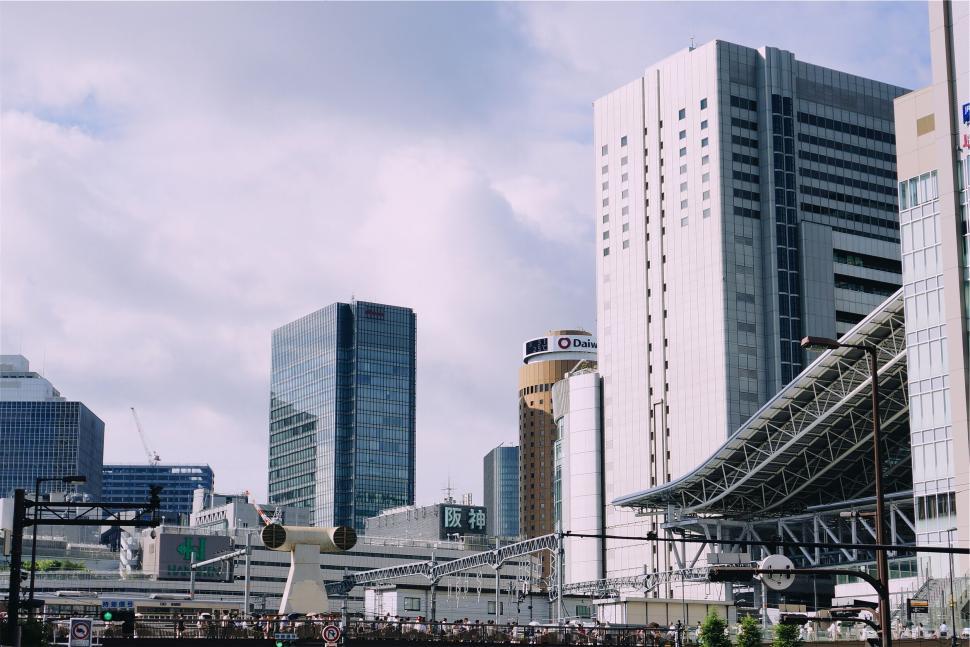 Free Image of Modern urban area with tall buildings and busy streets 