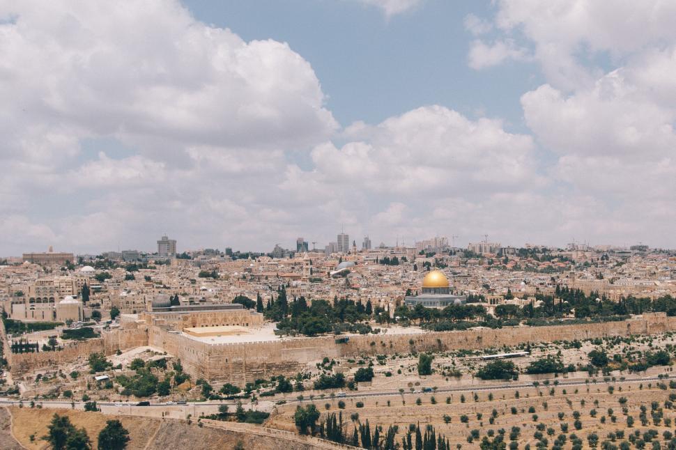 Free Image of Aerial view of the Holy City Jerusalem with historic sites. 