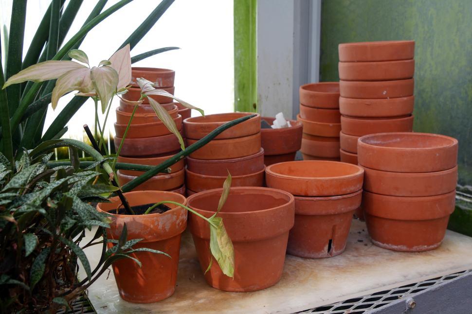 Free Image of Clay Pots 