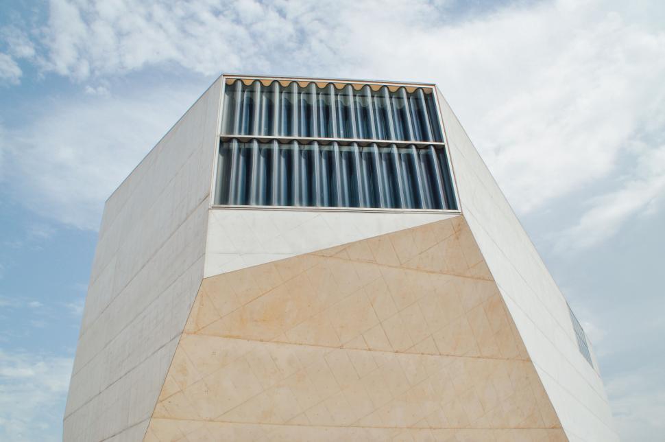 Free Image of Contemporary architectural building against a blue sky 