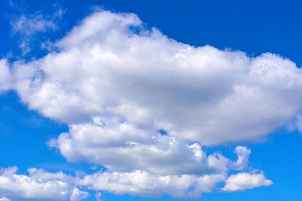 Free Image of Blue Sky and White Clouds 