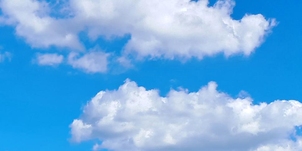 Free Image of Blue Sky Fluffy White Clouds 