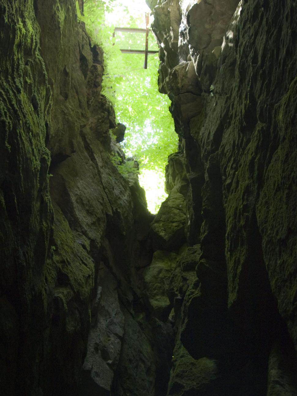 Free Image of Scenic Caves 