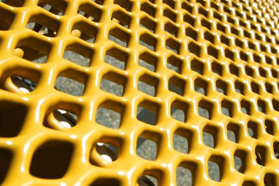 Free Image of Vinyl covered metal mesh 