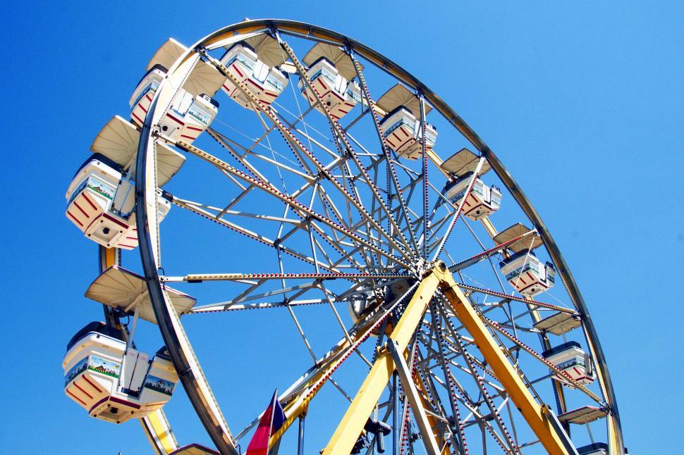Free Image of Ferris wheel 