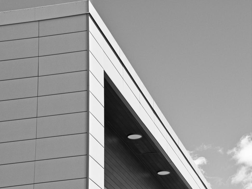 Free Image of Monochrome minimalistic view of building corner detail 