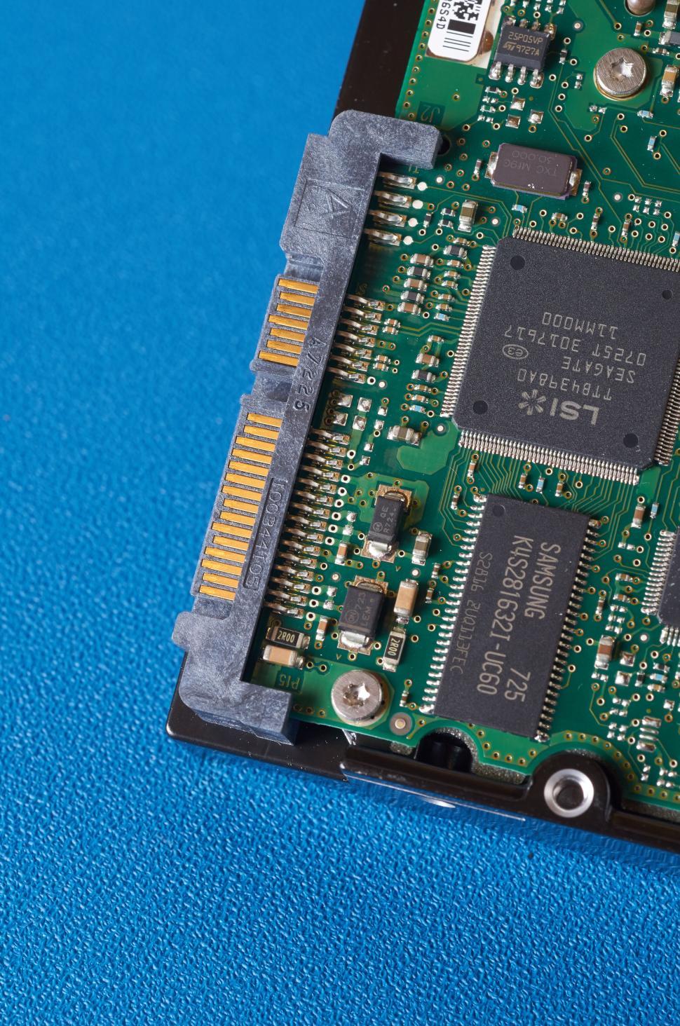 Free Image of Close-up of a computer circuit board with connector 