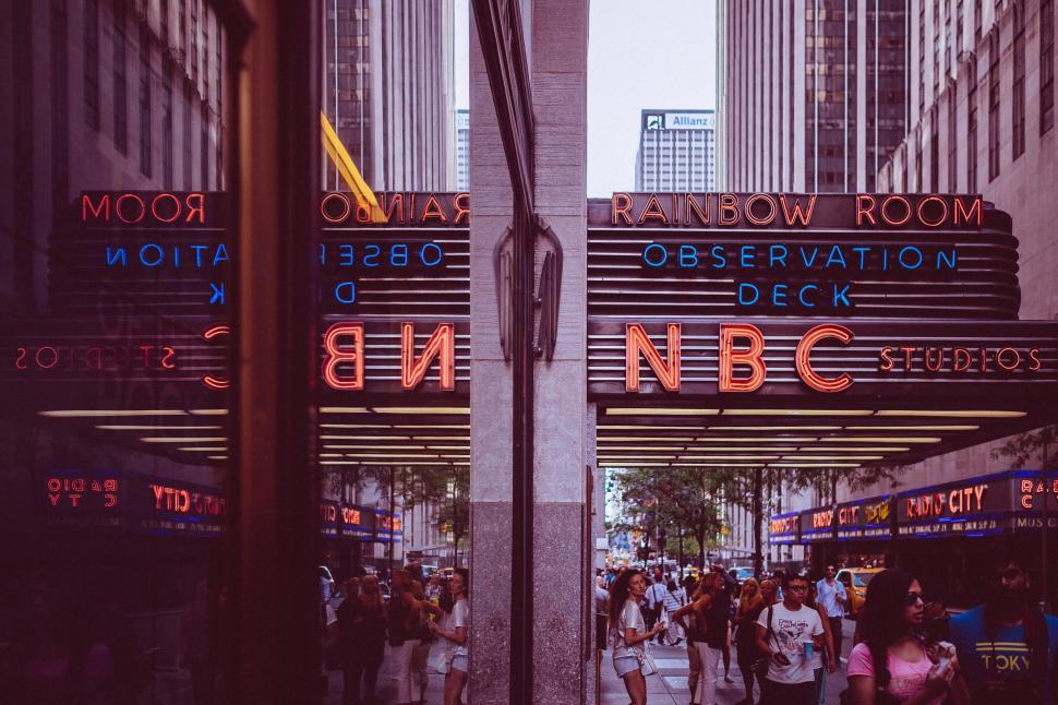 Free Image of Crowded street near NBC Studios on a busy day 