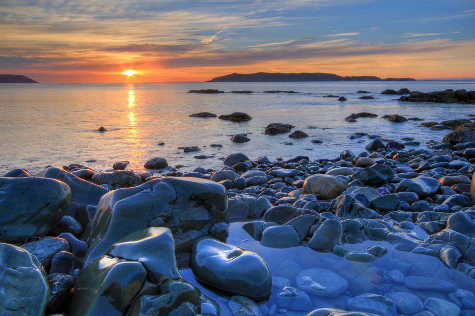 Free Image of Beach sunrise 