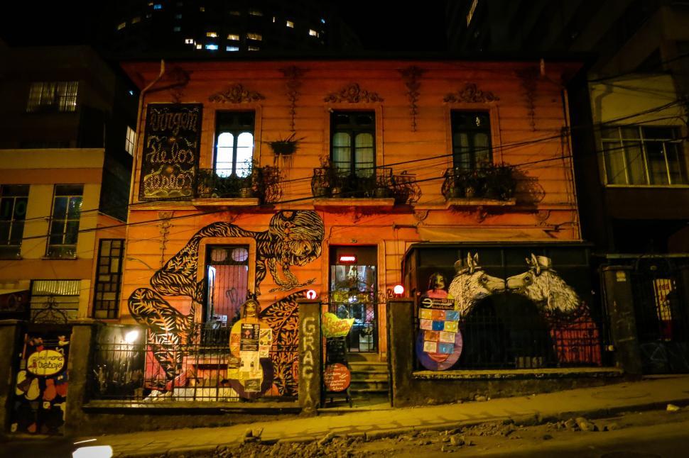Free Image of Graffiti covered building with vibrant street art 