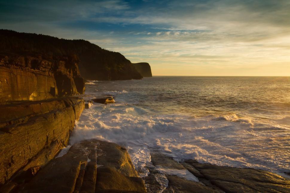 Free Image of Atlantic Sunrise 
