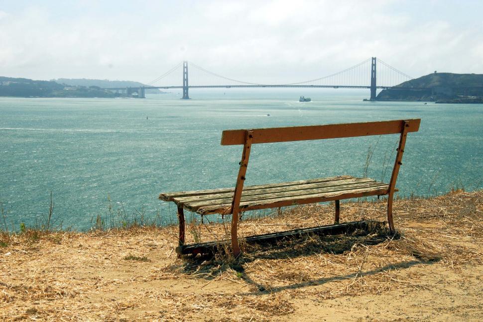 Free Image of Bench and the Golden Gate 