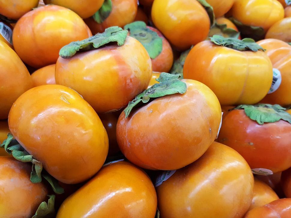 Free Image of Fuyu Persimmons 