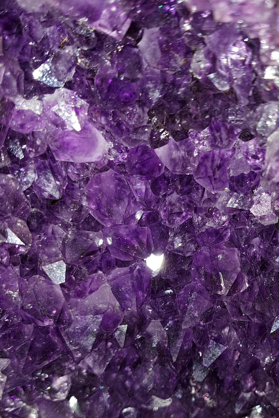Free Image of Amethyst Geode 