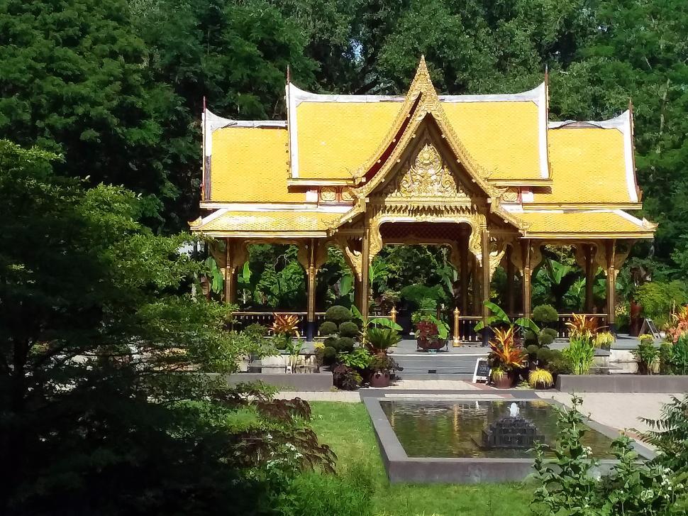Free Image of Ornamental Thai Style temple 