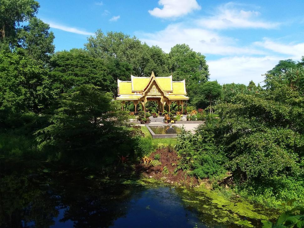 Free Image of Thai Style Temple 