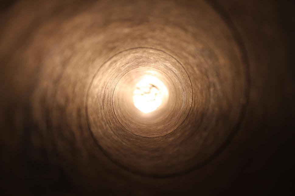 Free Image of Tunnel vision perspective with light at the end 