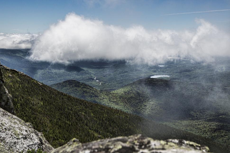 Free Image of Scenic view of mountains and clouds from high viewpoint. 