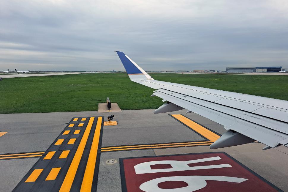 Free Image of Passenger Jet Readying For Take Off  