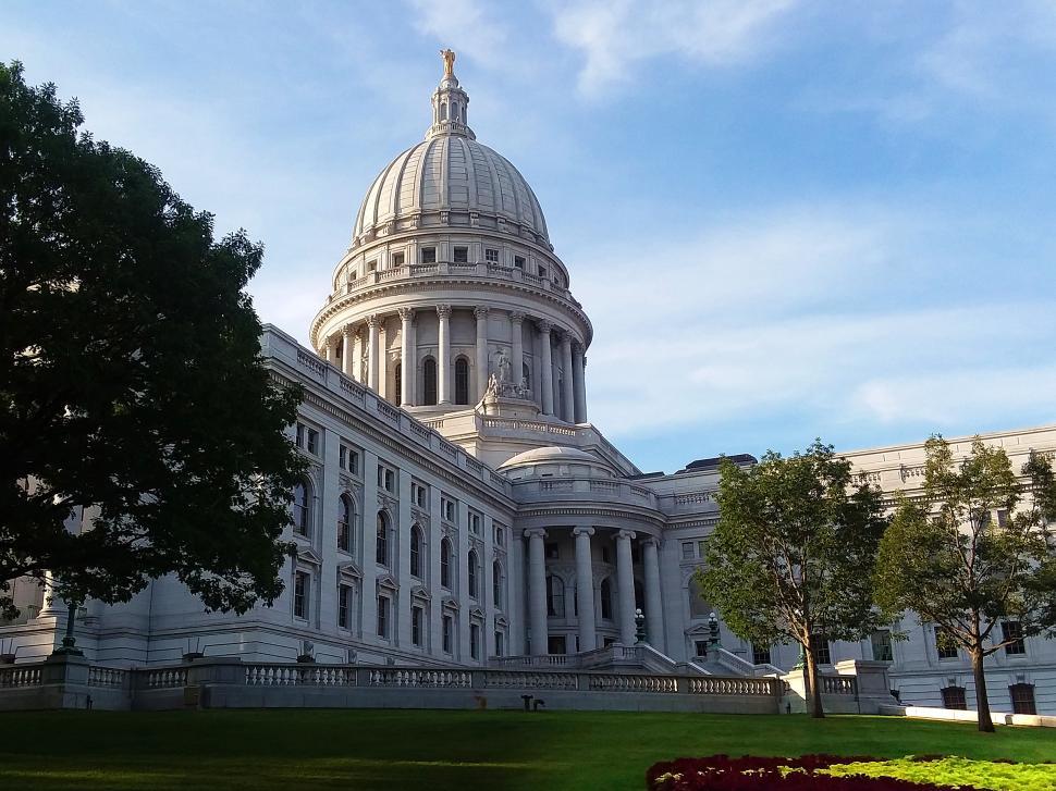 Free Image of Wisconsin State Capitol Building 