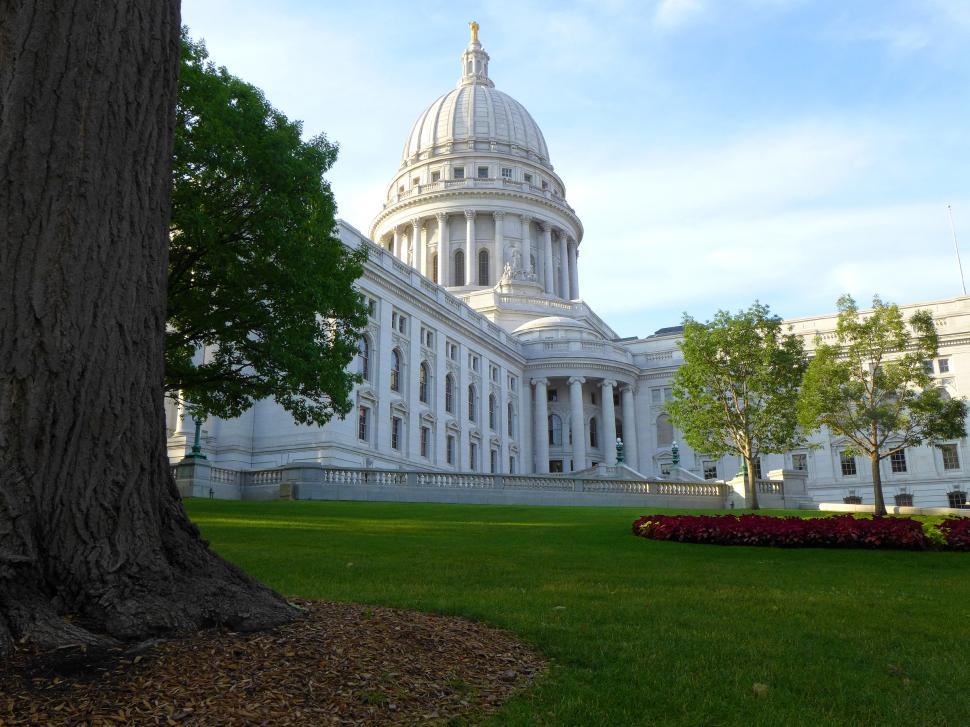 Free Image of Wisconsin State Capitol 