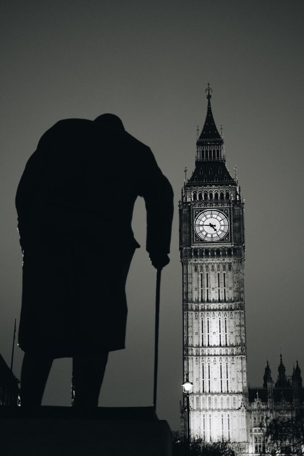 Free Image of Silhouette before Big Ben at twilight in London 