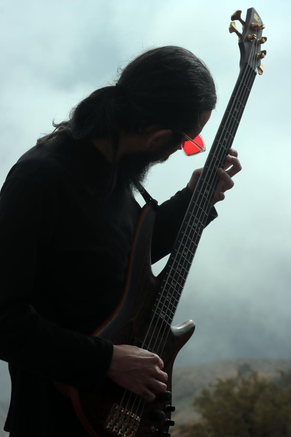 Free Image of Anti-light from a music performer _ Mortaz Band  