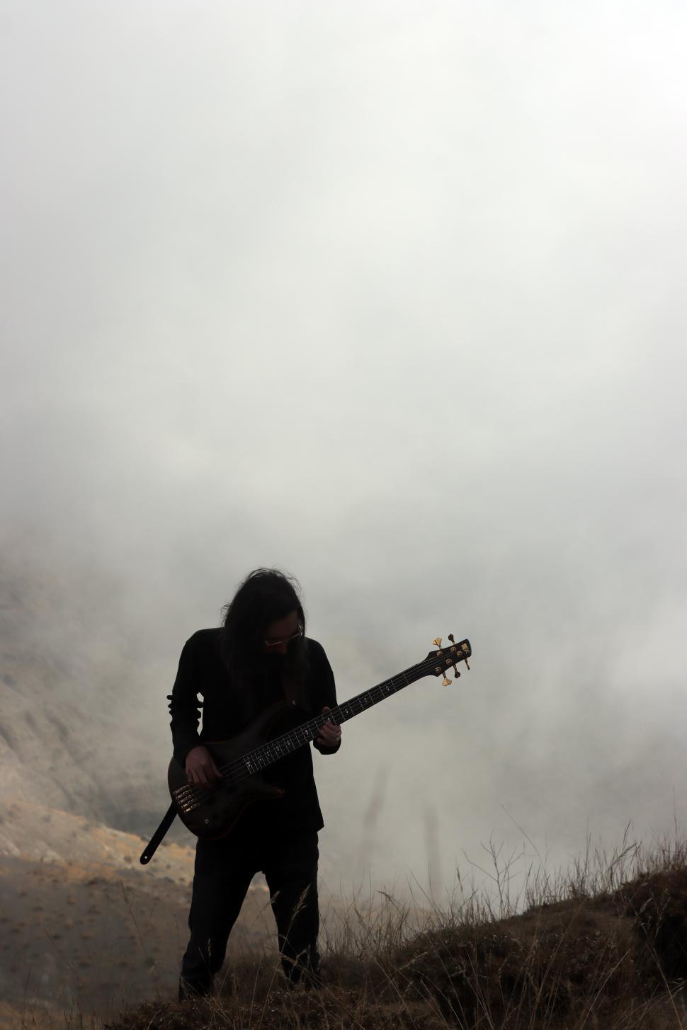 Free Image of performance of a rock band - Post Rock Iranian Band  