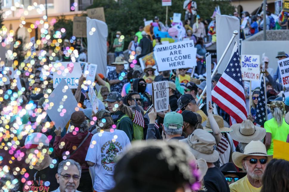 Free Image of Crowds gather to protest against kings and support immigrant rights 