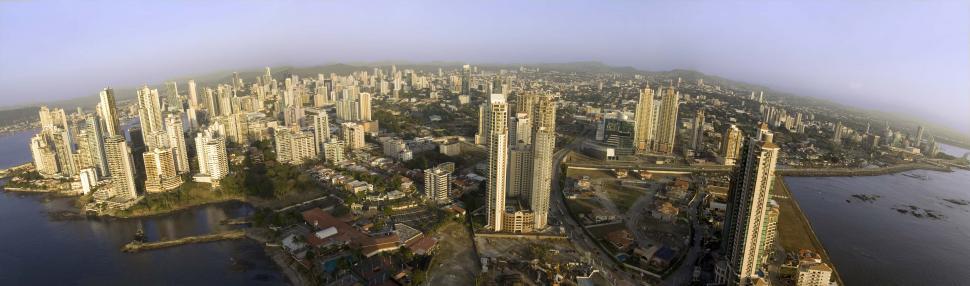 Free Image of Aerial View of City and Body of Water 
