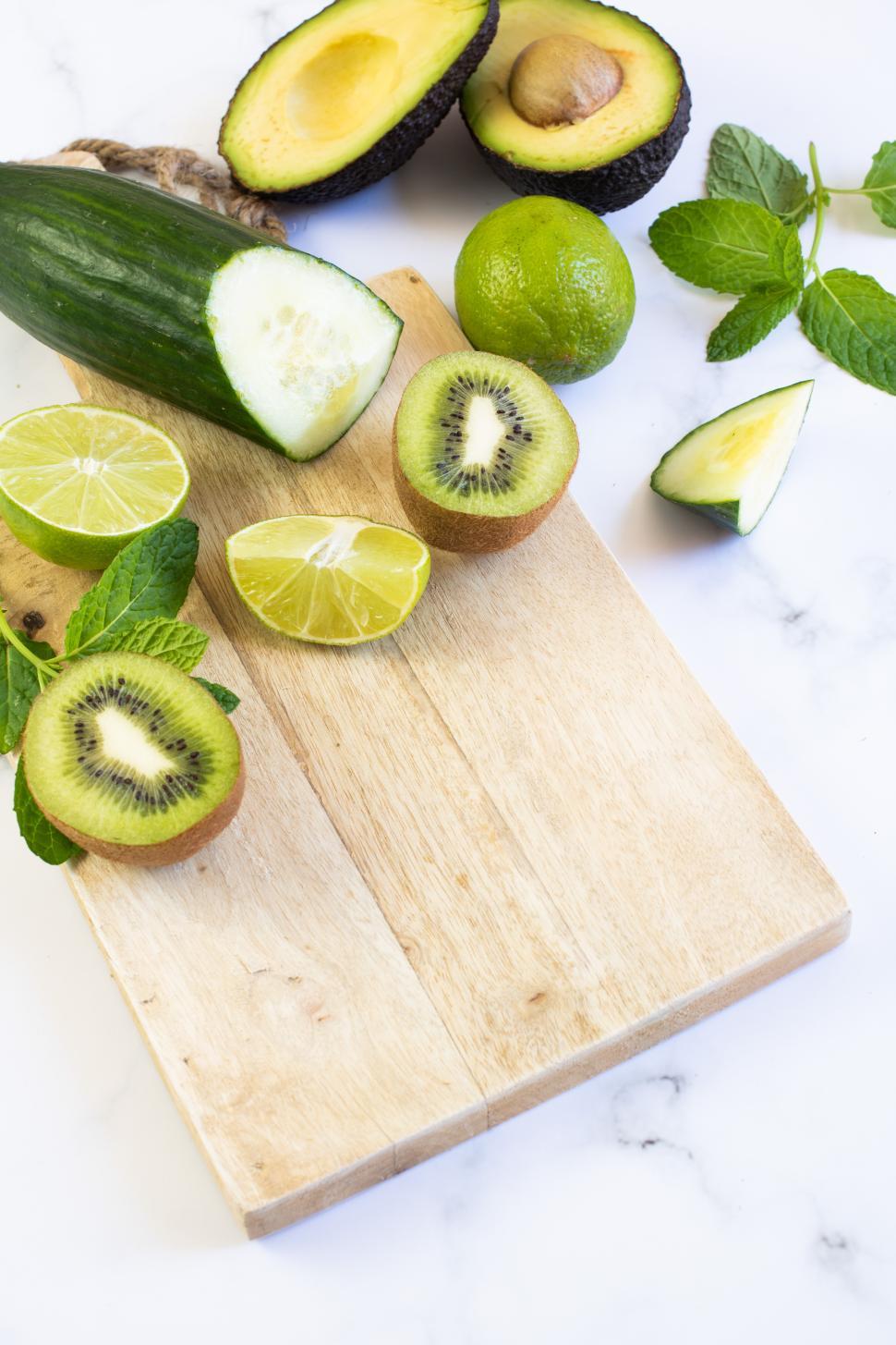 Free Image of Fresh ingredients on a cutting board for healthy recipes 