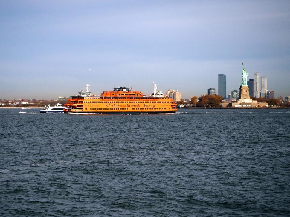 Free Image of Staten Island Ferry and Ellis Island 