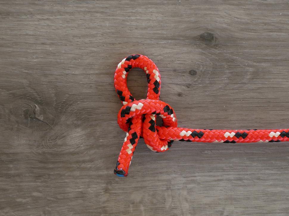 Free Image of Slip Knot 