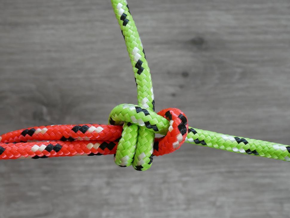 Free Image of Slipped Sheet Bent Knot Example 