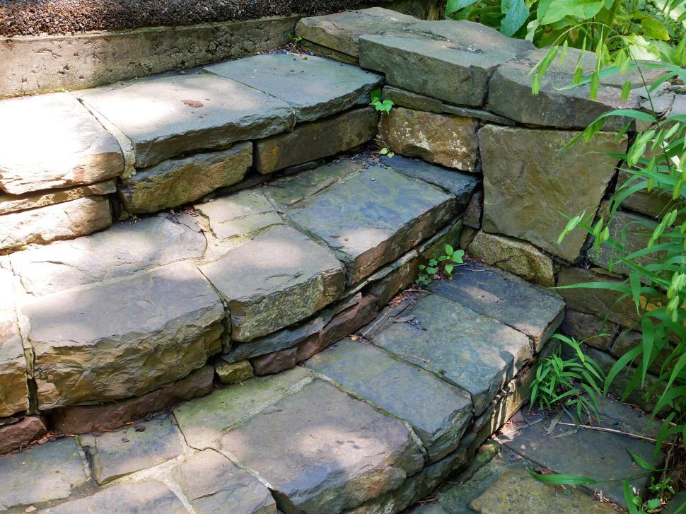 Free Image of Flagstone steps 
